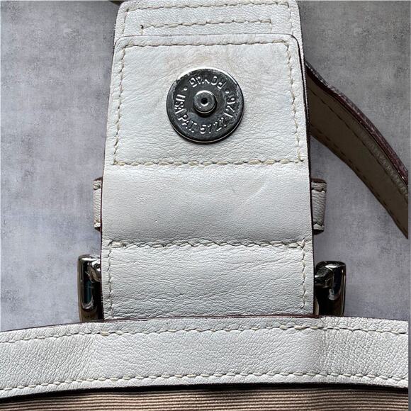 COACH Soho 9434 Double Pocket Flap Shoulder Bag White Leather Purse Y2k 2005 - Picture 5 of 15